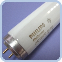 Лампа Philips Actinic BL TL-K 40W/10 -R SLV