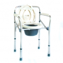 Стул-кресло с санитарным оснащением FS894(L)